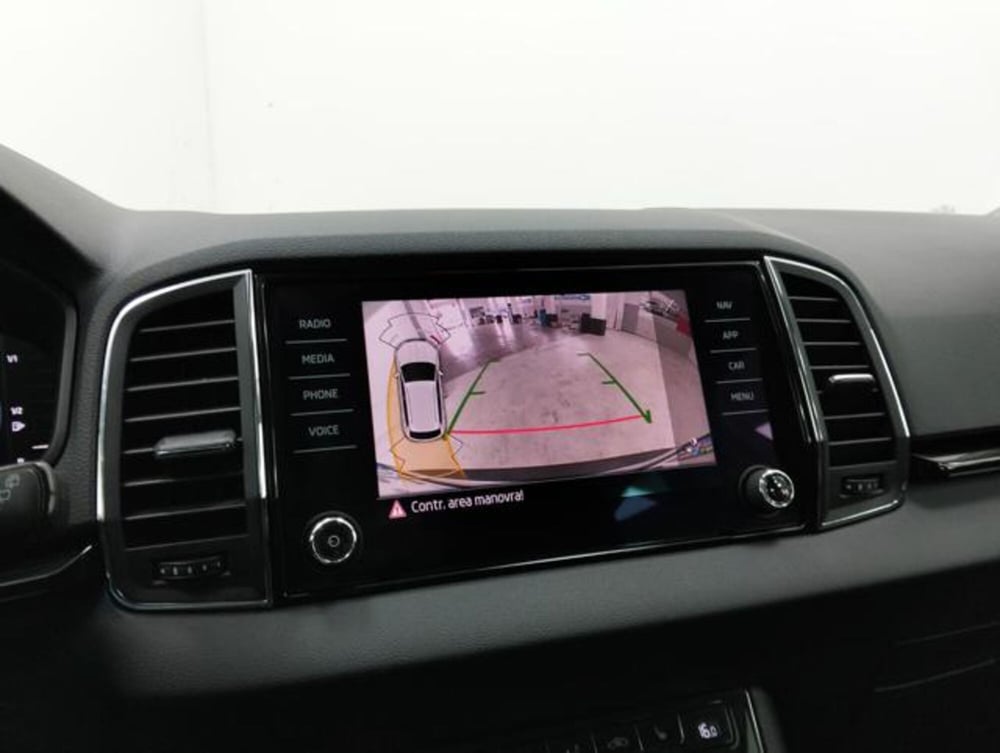 Skoda Karoq usata a Como (17)