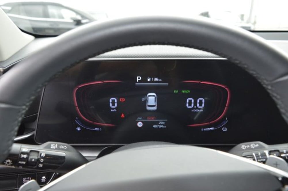 Kia Niro usata a Latina (13)
