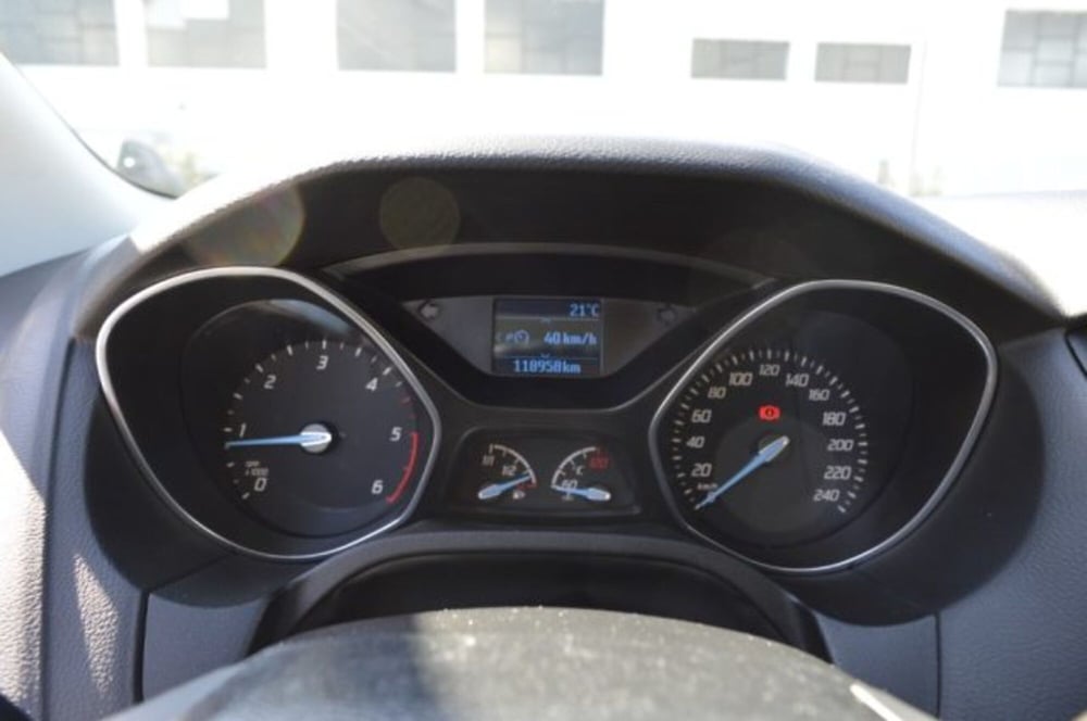 Ford Focus usata a Latina (13)