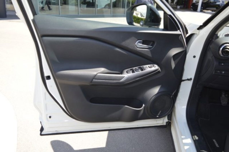 Nissan Juke usata a Latina (13)