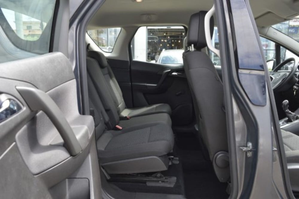 Opel Meriva usata a Latina (10)