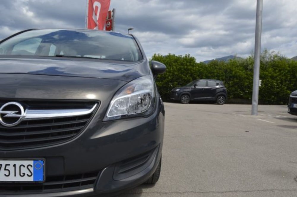 Opel Meriva usata a Latina (11)