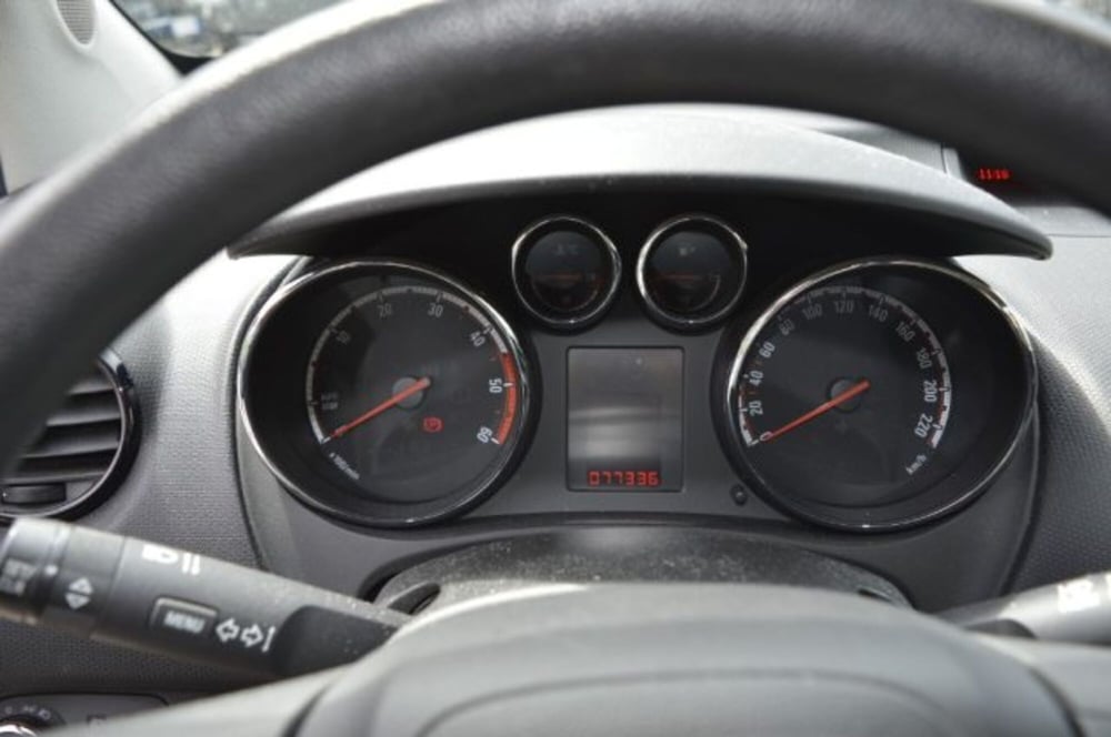 Opel Meriva usata a Latina (13)