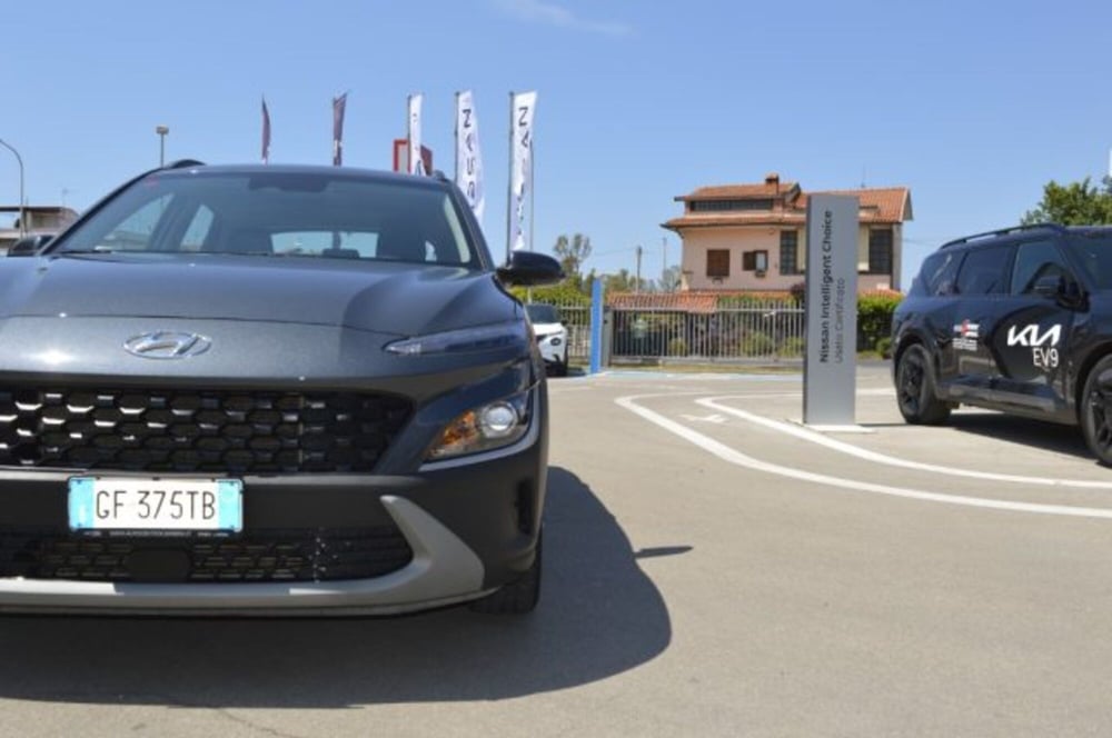 Hyundai Kona usata a Latina (11)