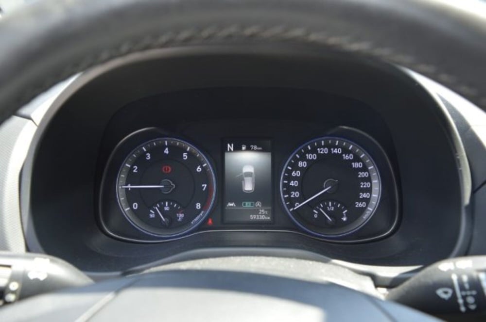 Hyundai Kona usata a Latina (13)