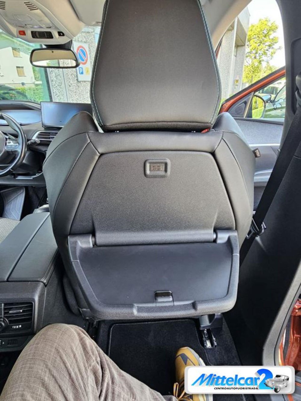 Peugeot 5008 usata a Udine (9)