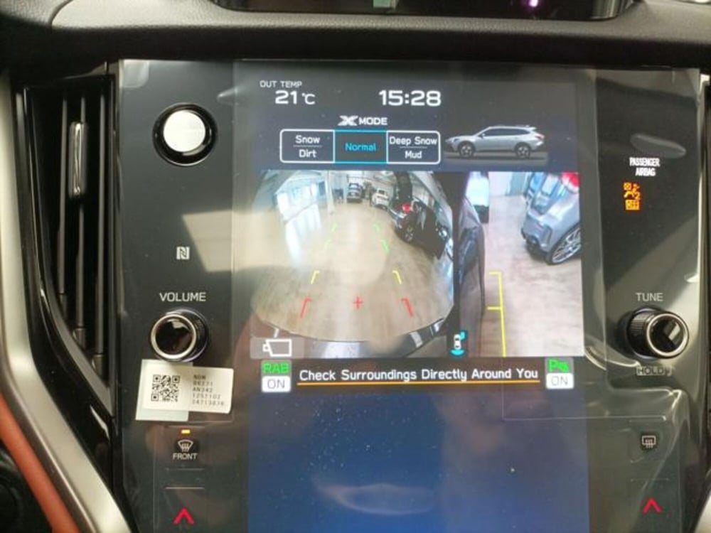 Subaru Outback nuova a Milano (18)