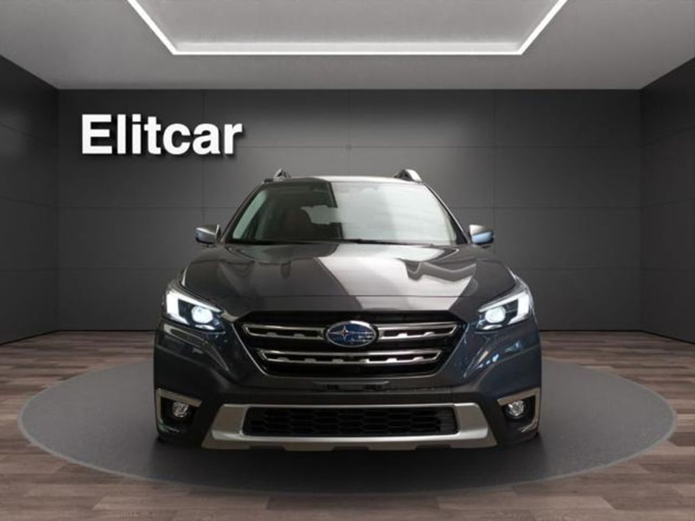 Subaru Outback nuova a Milano (2)