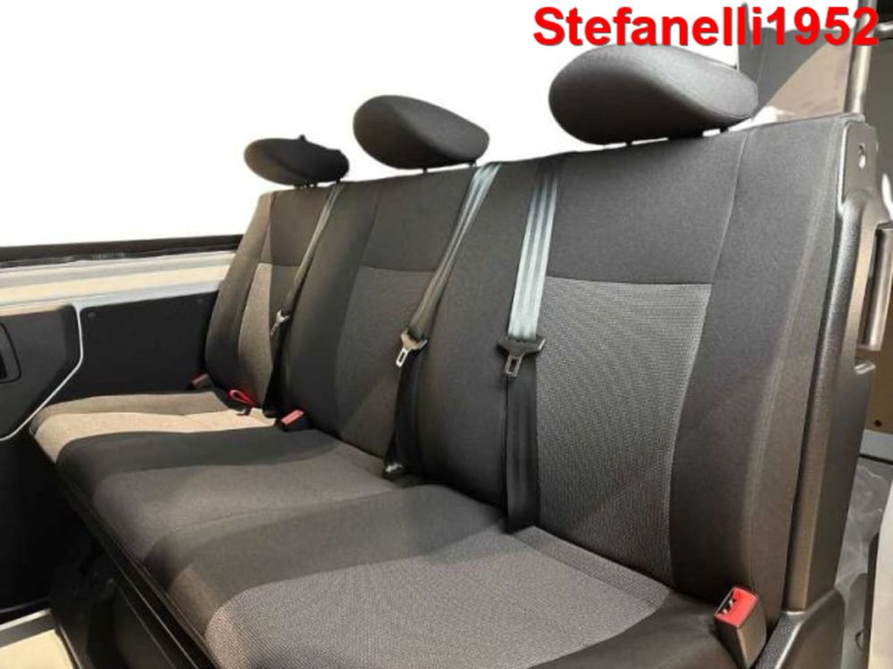 Opel Vivaro Furgone nuova a Bologna (9)