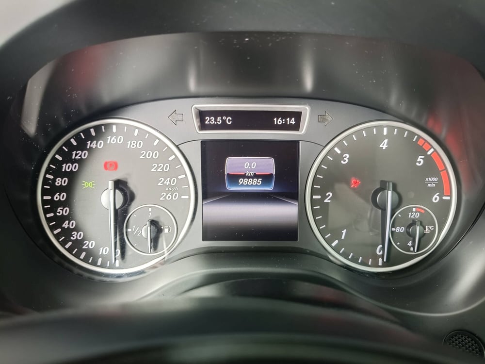 Mercedes-Benz GLA SUV usata a Ascoli Piceno (12)