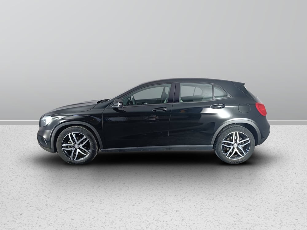 Mercedes-Benz GLA SUV usata a Ascoli Piceno (3)