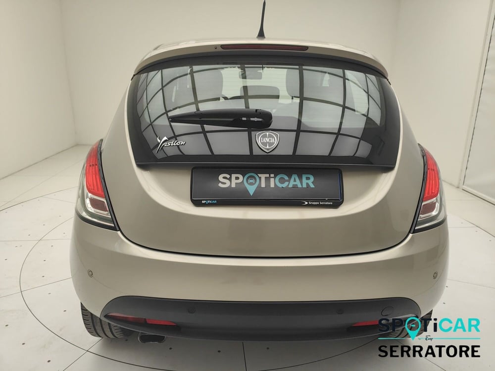 Lancia Ypsilon usata a Como (6)