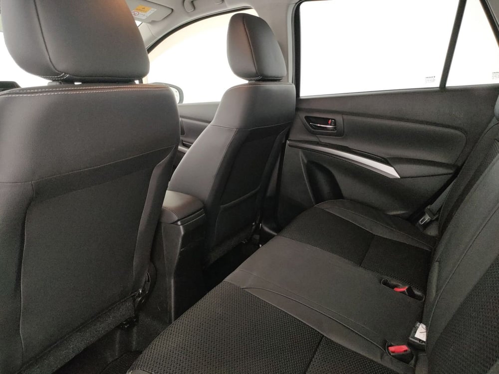 Suzuki S-Cross usata a Caserta (18)