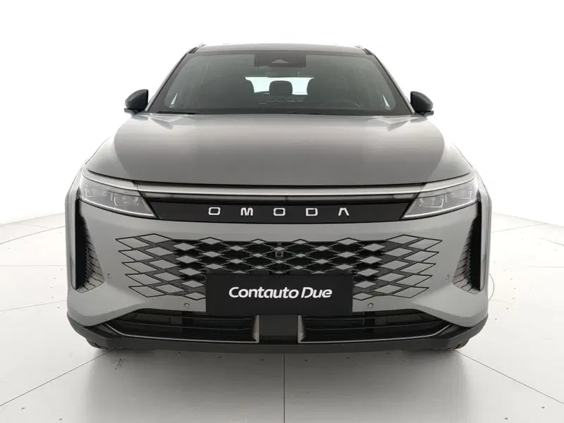 Omoda Omoda 9 SHS-P nuova a Caserta (2)