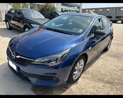 Opel Astra 1.2 Turbo 110 CV S&amp;S 5 porte Business Elegance del 2021 usata a Castenaso