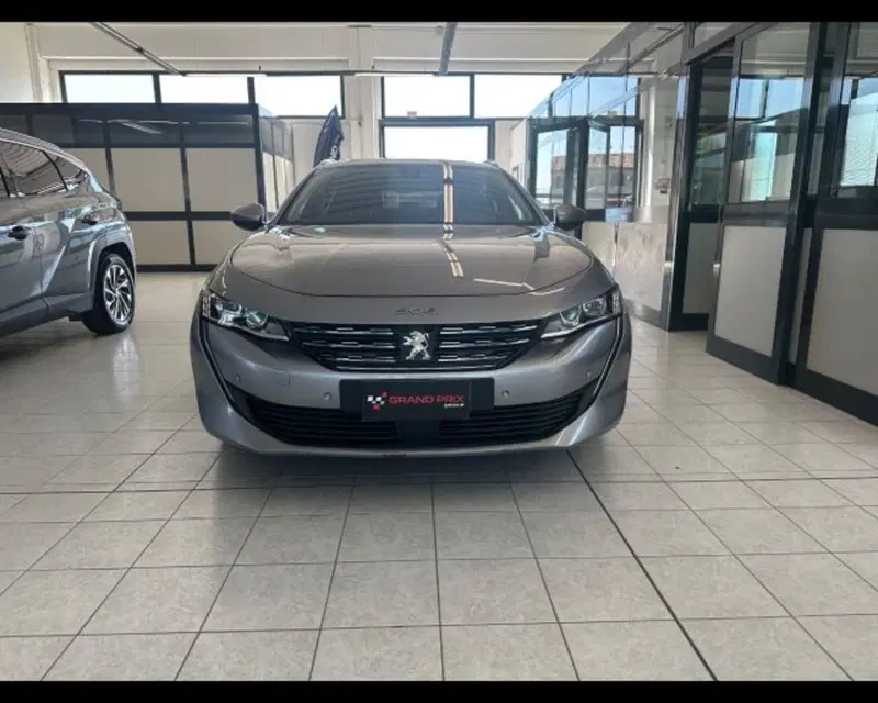 Peugeot 508 SW usata a Bologna (6)