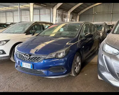 Opel Astra 1.2 Turbo 110 CV S&amp;S 5 porte Business Elegance del 2021 usata a Castenaso