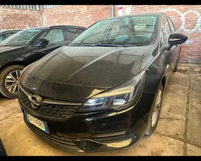 Opel Astra 1.2 Turbo 110 CV S&amp;S 5 porte Business Elegance del 2021 usata a Castenaso