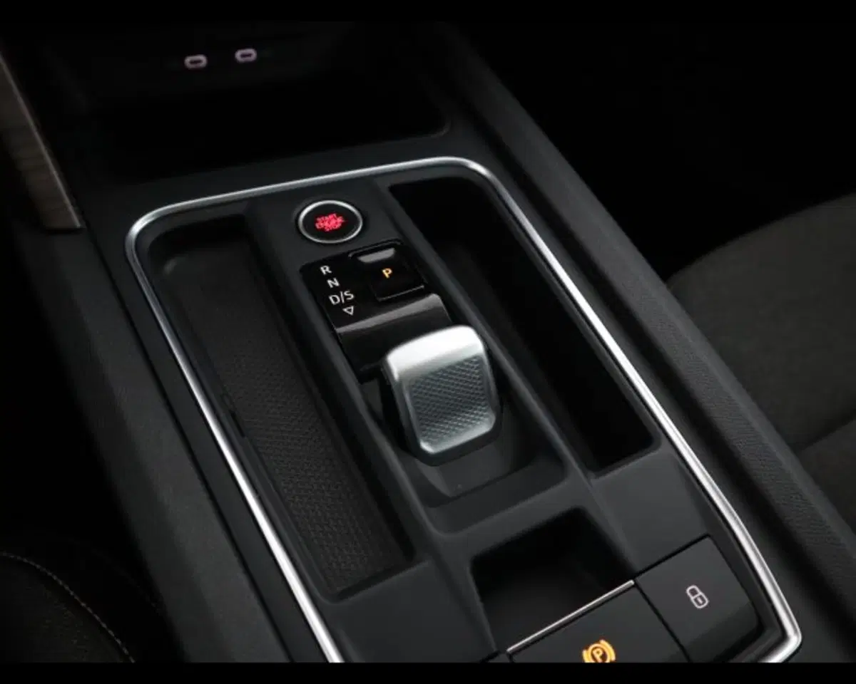 SEAT Leon ST usata a Bologna (13)