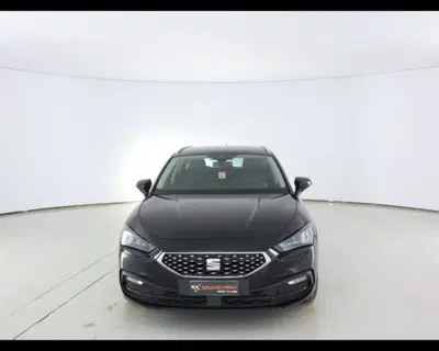 SEAT Leon ST Sportstourer 1.5 eTSI 150 CV DSG Xcellence del 2021 usata a Castenaso