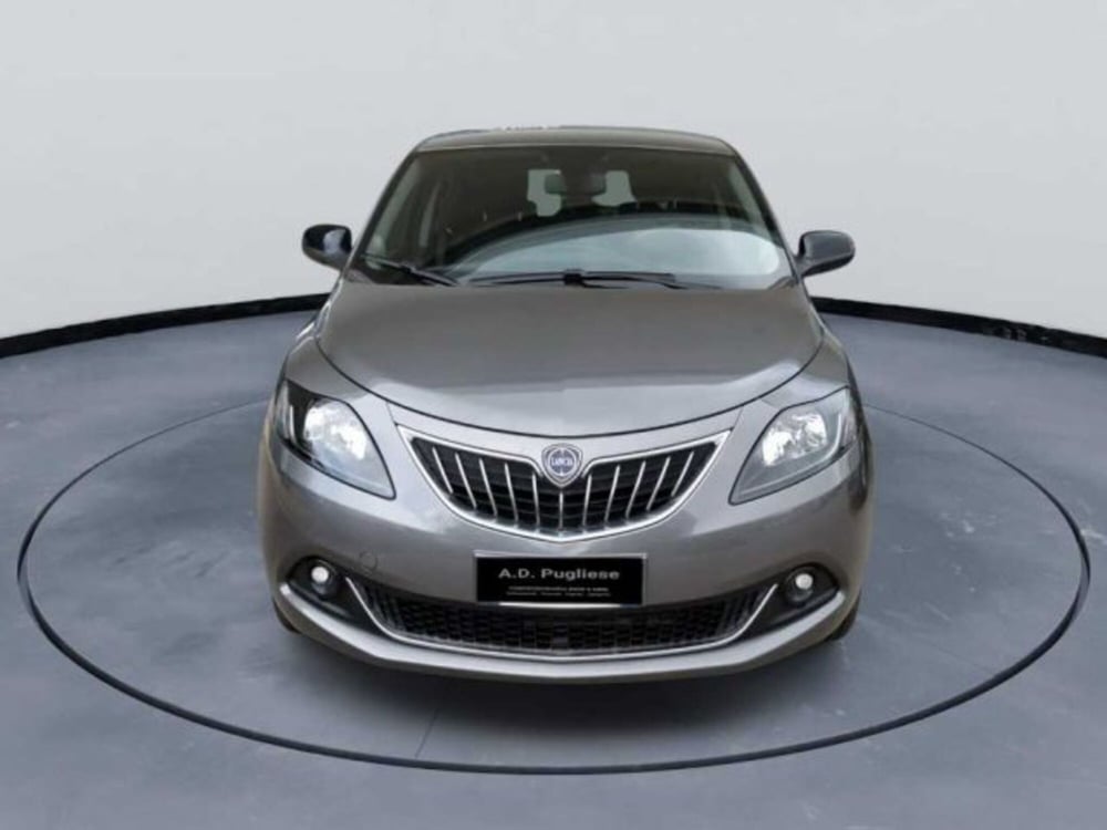 Lancia Ypsilon usata a Caltanissetta (2)