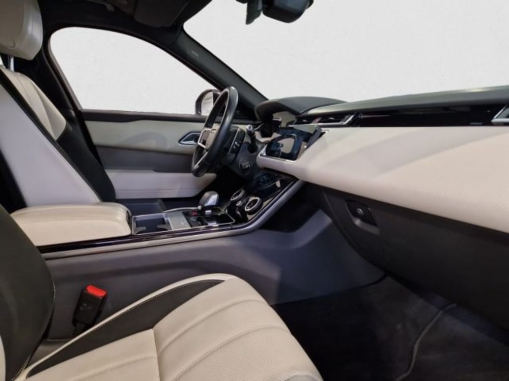 Land Rover Range Rover Velar usata a Livorno (11)