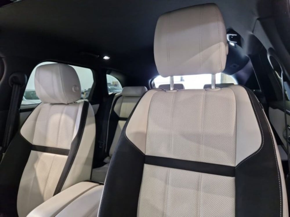 Land Rover Range Rover Velar usata a Livorno (12)