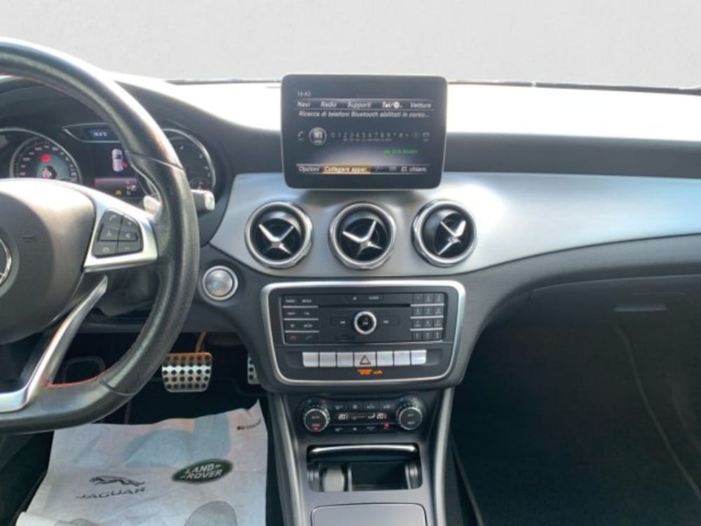 Mercedes-Benz GLA SUV usata a Livorno (12)