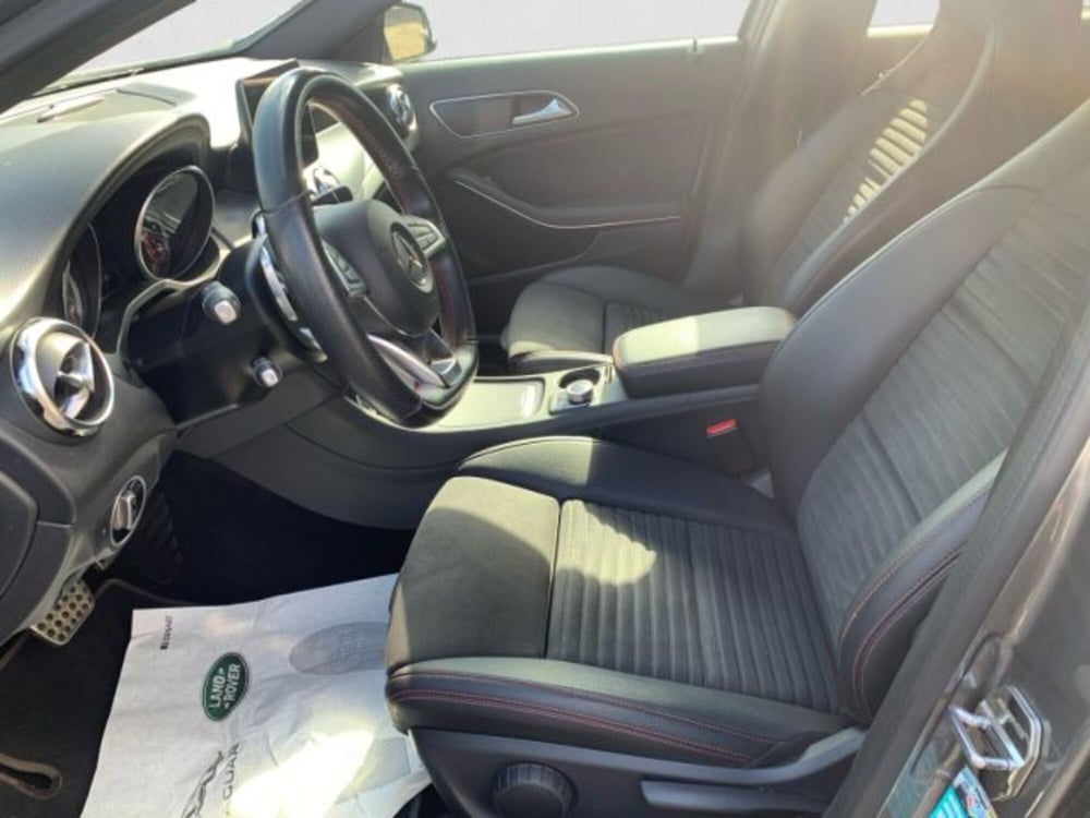 Mercedes-Benz GLA SUV usata a Livorno (9)