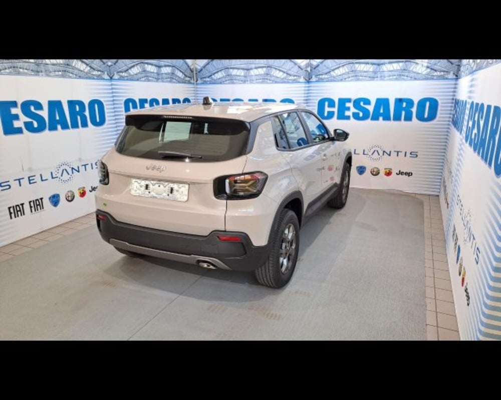 Jeep Avenger nuova a Aosta (4)