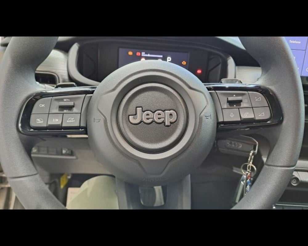 Jeep Avenger nuova a Aosta (7)
