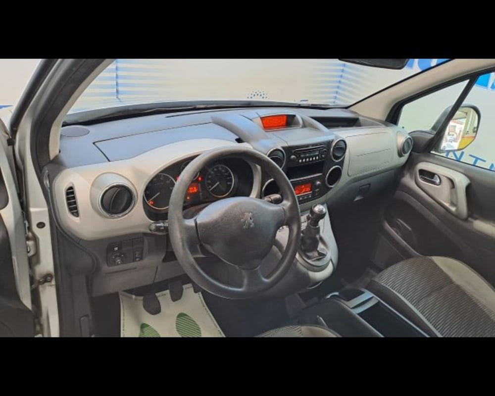 Peugeot Partner usata a Aosta (6)