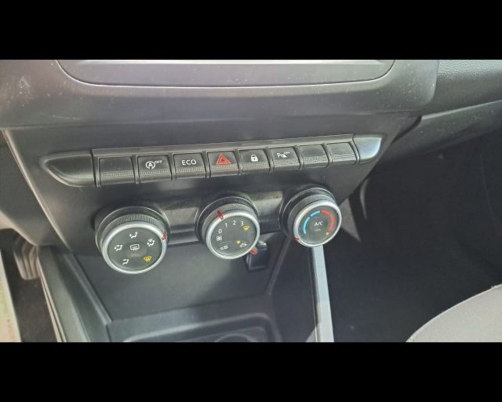 Dacia Duster usata a Aosta (11)