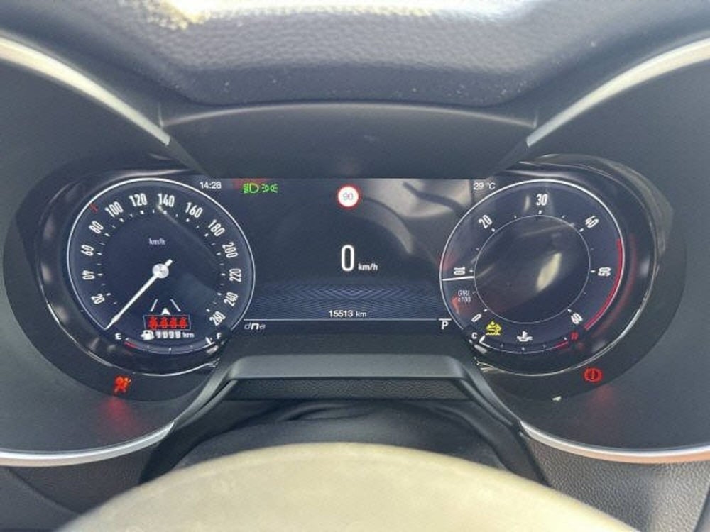 Alfa Romeo Stelvio usata a Aosta (7)