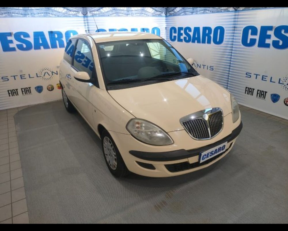 Lancia Ypsilon usata a Aosta