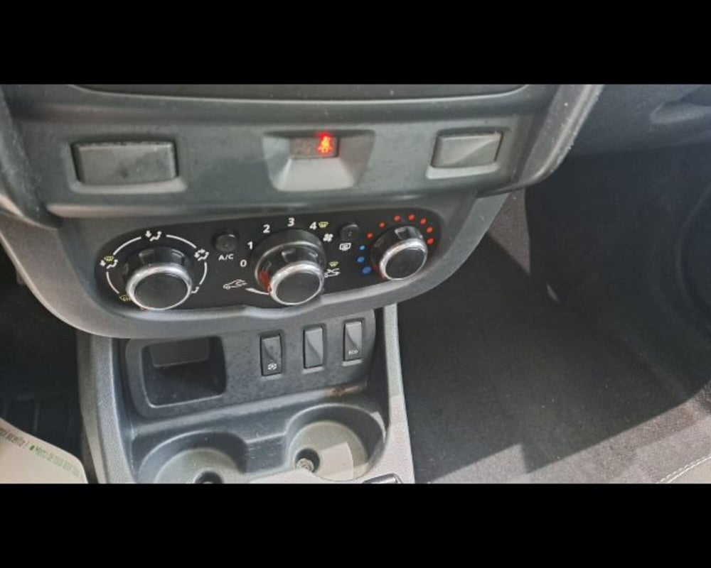 Dacia Duster usata a Aosta (9)