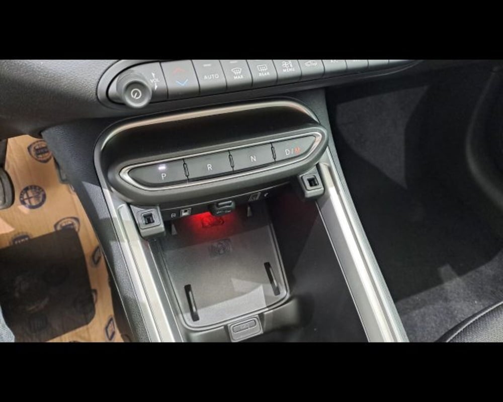 Jeep Avenger nuova a Aosta (16)