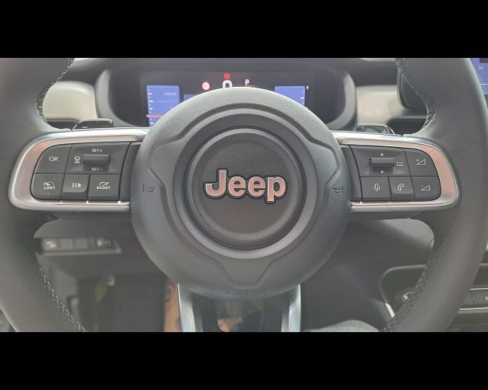 Jeep Avenger nuova a Aosta (7)
