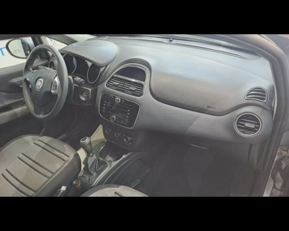 Fiat Punto Evo usata a Aosta (12)