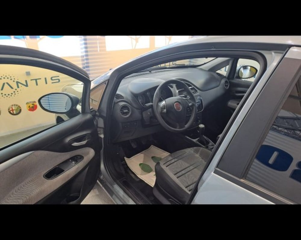 Fiat Punto Evo usata a Aosta (5)
