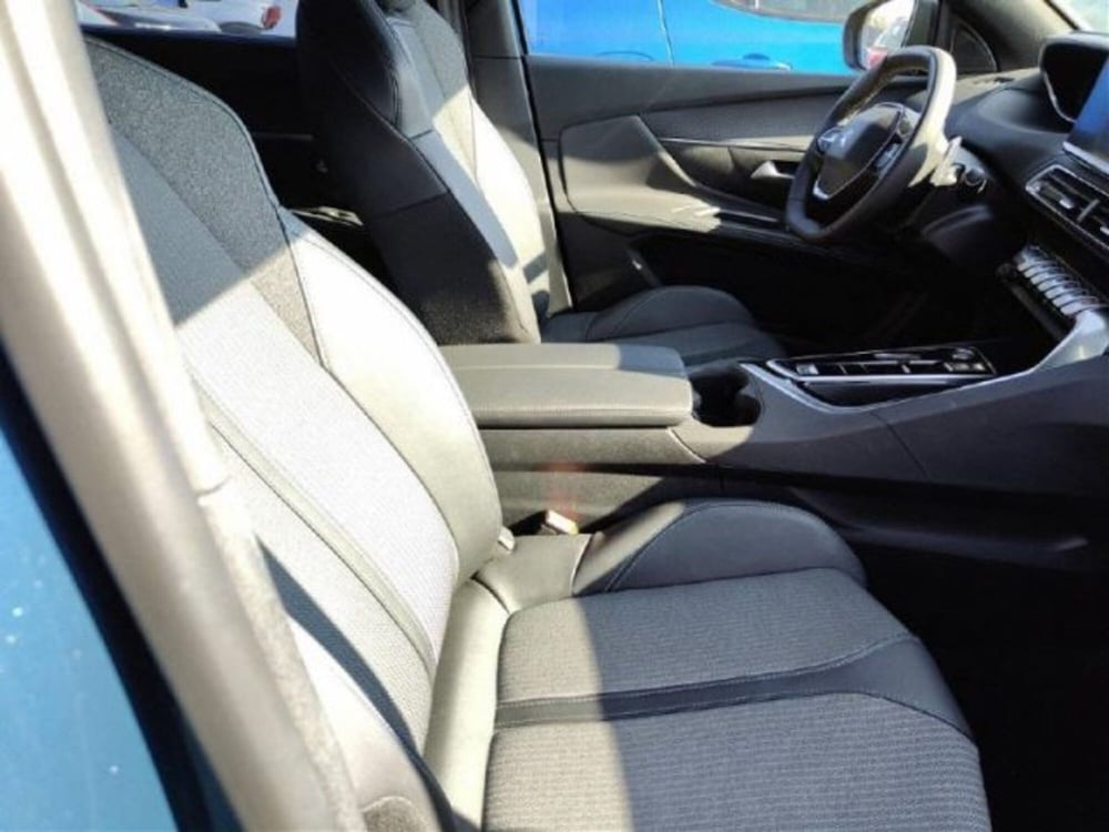Peugeot 5008 usata a Aosta (6)