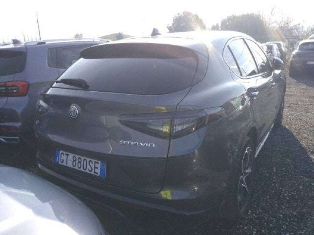 Alfa Romeo Stelvio usata a Aosta (4)