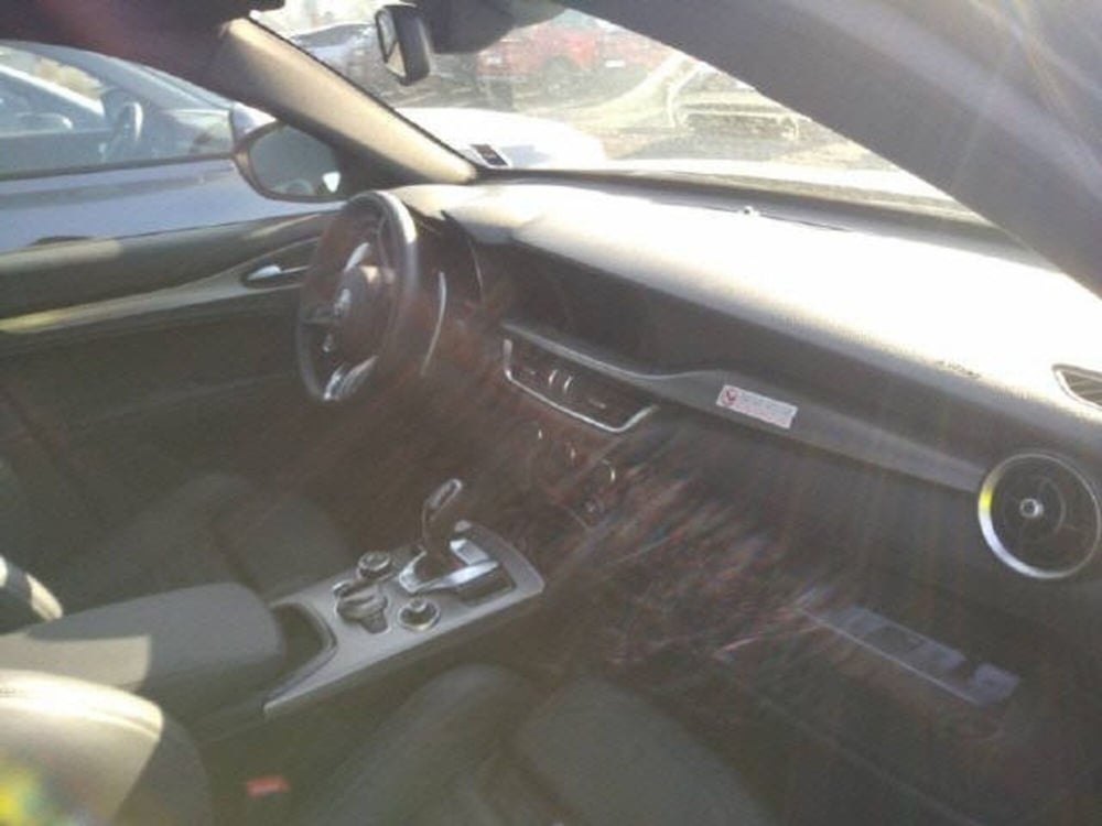 Alfa Romeo Stelvio usata a Aosta (5)