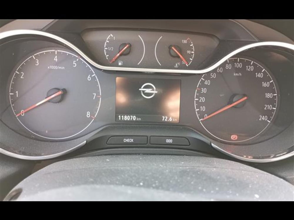 Opel Grandland X usata a Roma (10)