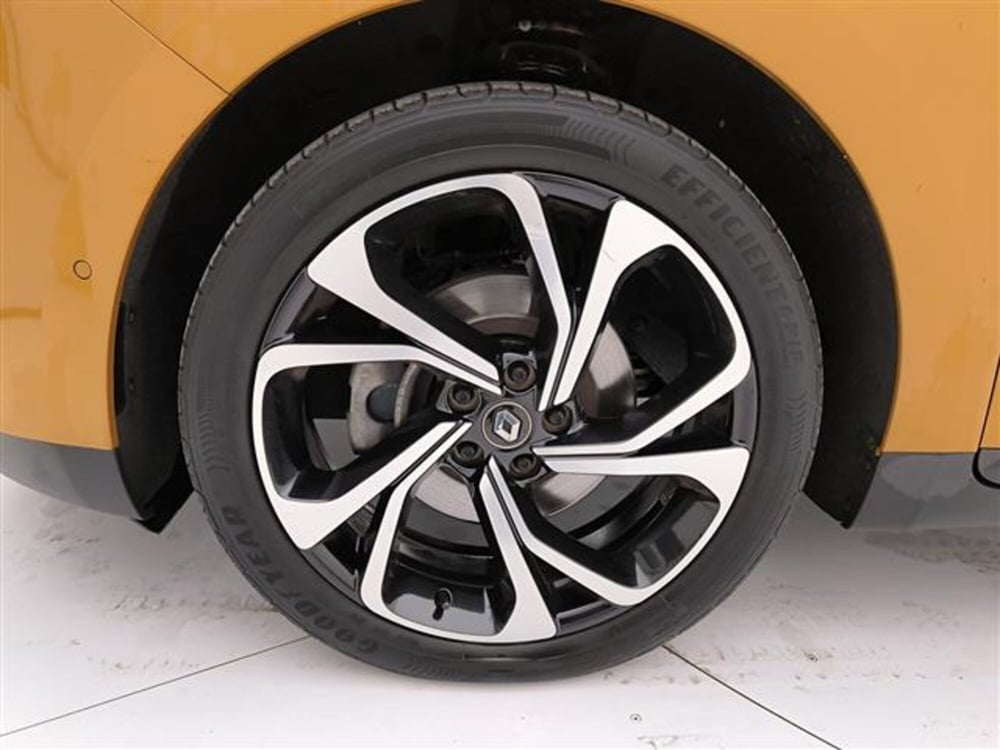 Renault Scenic E-Tech Electric usata a Milano (8)