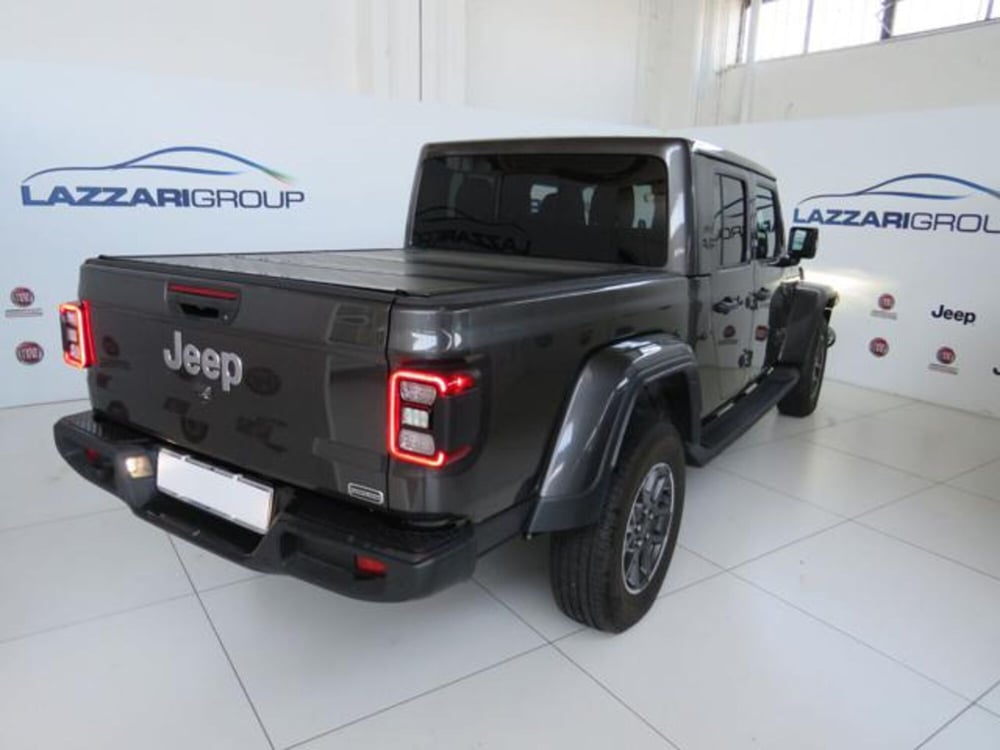 Jeep Gladiator nuova a Lodi (5)
