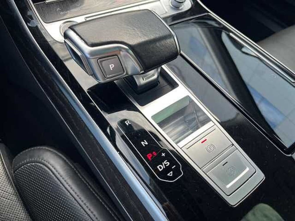 Audi A8 usata a Catanzaro (14)
