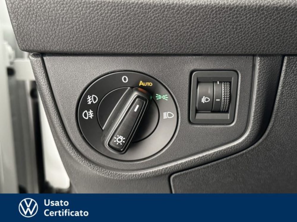 Volkswagen Polo nuova a Vicenza (12)
