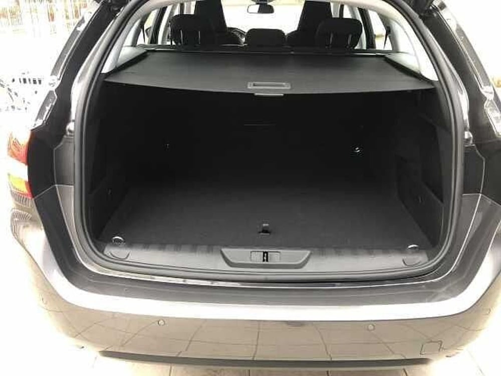 Peugeot 308 SW usata a Ragusa (19)