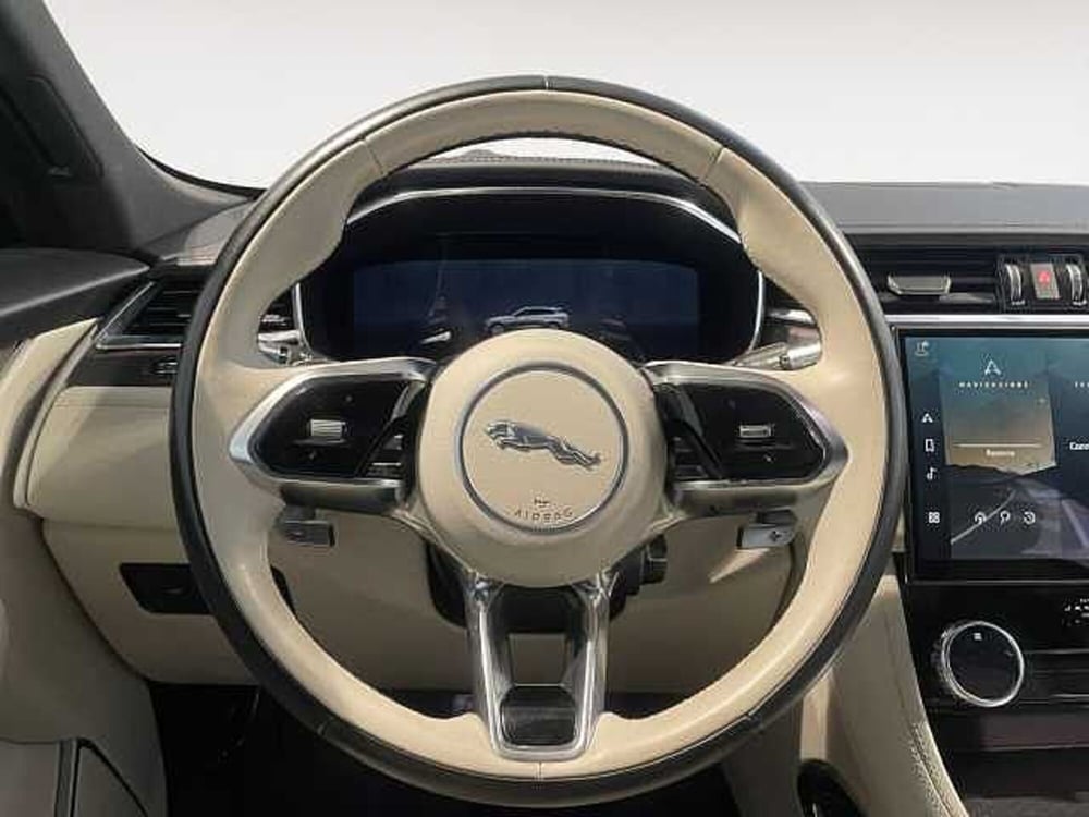 Jaguar F-Pace usata a Ravenna (13)